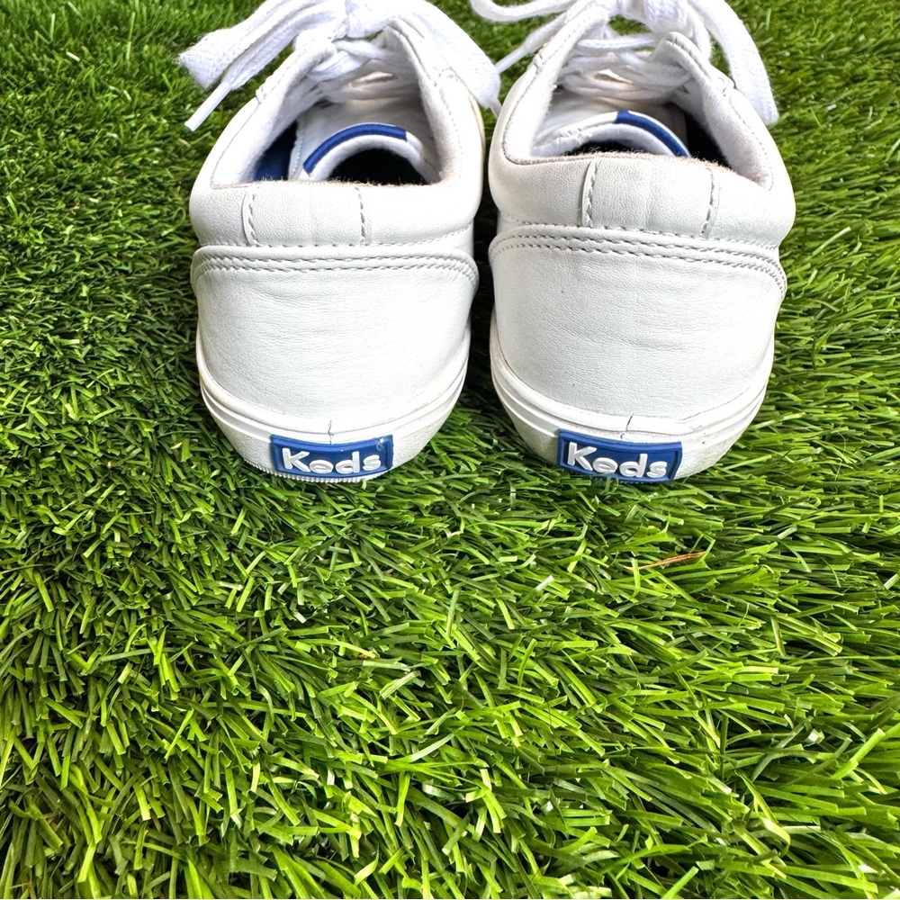 Keds (Kids) White Leather Riley Sneakers - Picture 2 of 10